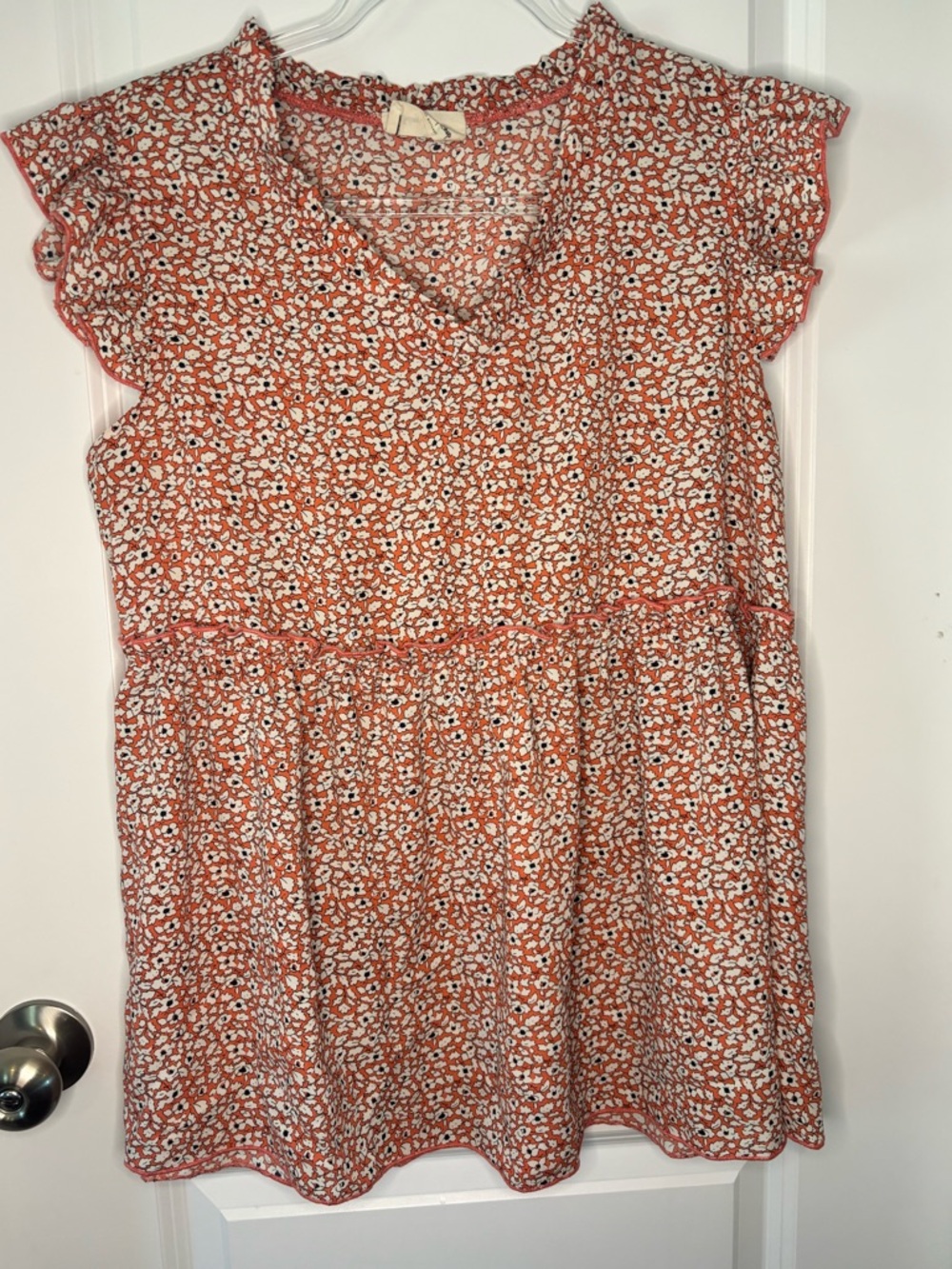 Flutter-Sleeve V-Neck Blouse in Rust Floral